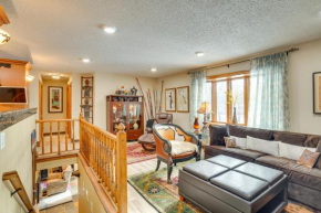Charming Savage Home with Yard 18 Mi to Minneapolis